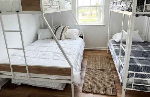 Grand Isle House | Broussards Unit A - Beach Access - Island Realty