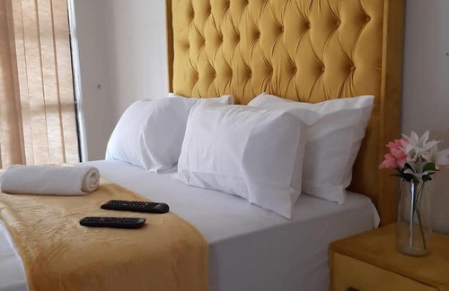 Kempton Park House | Brovad Guesthouse