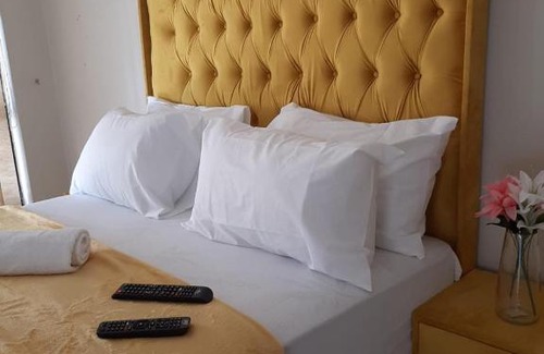 Kempton Park House | Brovad Guesthouse