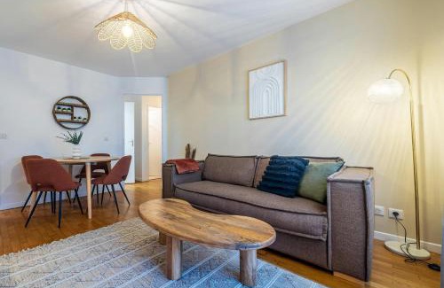 Bailly-Romainvilliers Apartment | Brown Derby Magic Stay near Disneyland