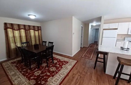 Cadiz House | Brown House in the Woods - Barkley Lake Area