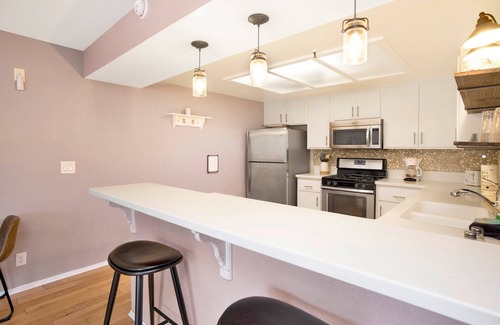 Summit Estates Condo | Brownie's DEN #2205