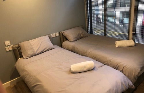 Liverpool City Centre Hotel | Brownlows Inn