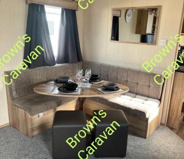 Talybont Resort | Browns 137 Snowdon Summit 099