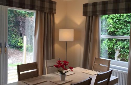 Stirling House | Bruce's Cottage