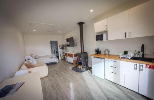 Jindabyne Apartment | Brumbies Run - 92B Chongs Rd