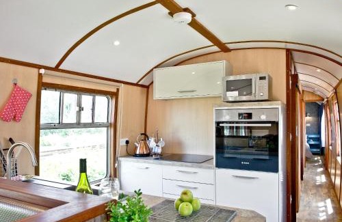 Dawlish Warren Cabin | Brunel Boutique Railway Carriage 5