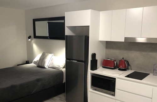 Adamstown Apartment | Brunker Suites