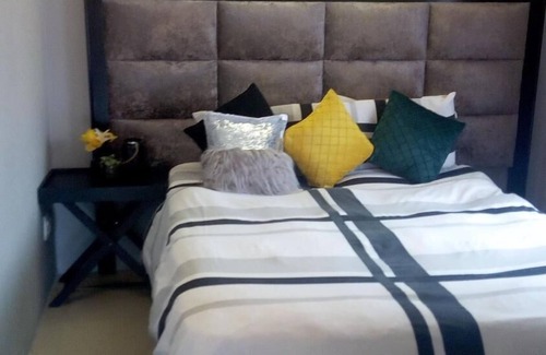 Greater Johannesburg Metropolitan Area House | Bruno Comfort Suites