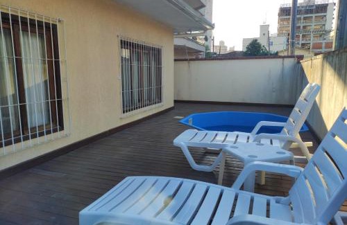 Castelo Branco House | BRUNO KLEMTZ RUA 274 CaSA COM PISCINA PRIVATIVA