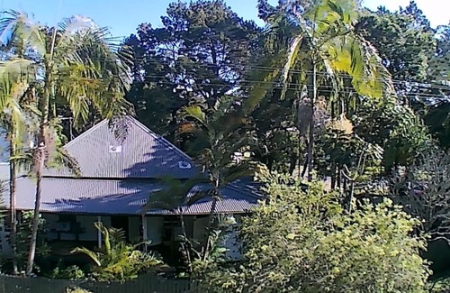 Brunswick Heads House | Bruns Beach House - light & airy with lush garden. -MINIMUM 3 NIGHT STAY-