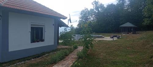Gornji Milanovac Apartment | Brusnica konaci