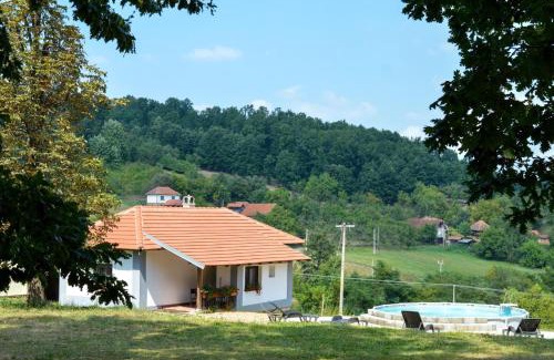 Gornji Milanovac Apartment | Brusnica konaci