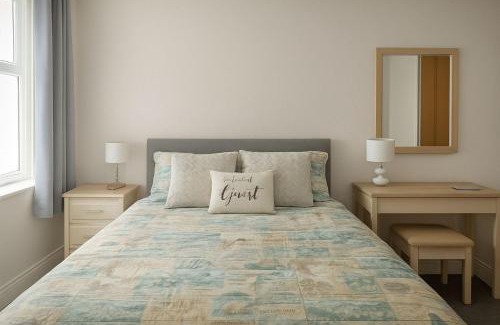Longrock House | Bryher Cottage, Longrock