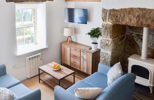 Moelfre House | Bryn Awel