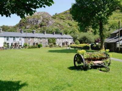 Beddgelert House | bryn cilio