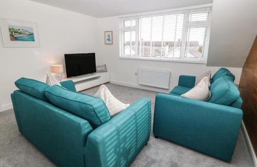 Moelfre Apartment | Bryn Derw Bach