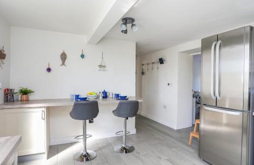 Holyhead House | Bryn Derwen