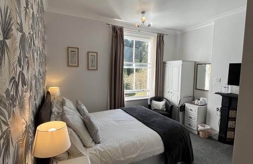 Conwy House | Bryn Derwen Guest House
