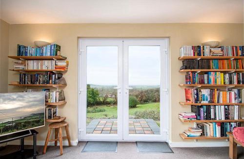 Rhiw Apartment | Bryn Goleu