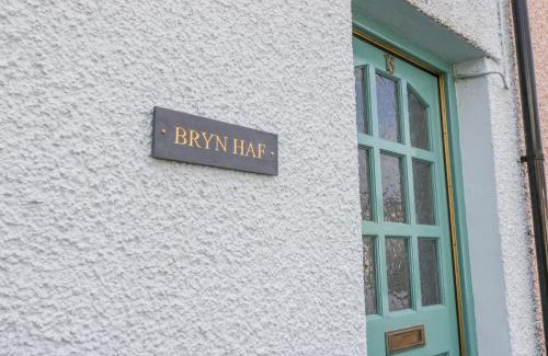 Beaumaris House | Bryn Haf, New Street