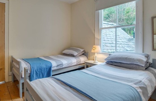 Bontddu House | Bryn Hyfryd in the beautiful Dolgellau