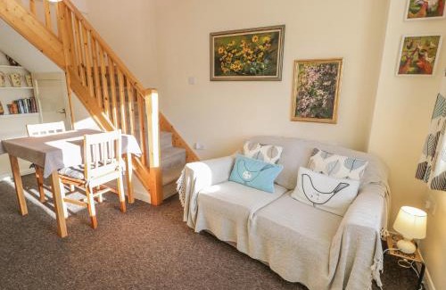 Penmaenpool House | Bryn Melyn Artist's Cottage