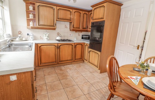 Treffynnon Cottage | Bryn Offa Cottage