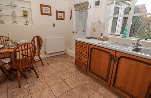 Treffynnon Cottage | Bryn Offa Cottage