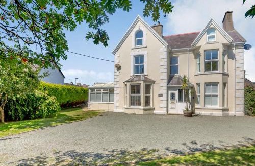 Nefyn House | Bryn Rhosyn
