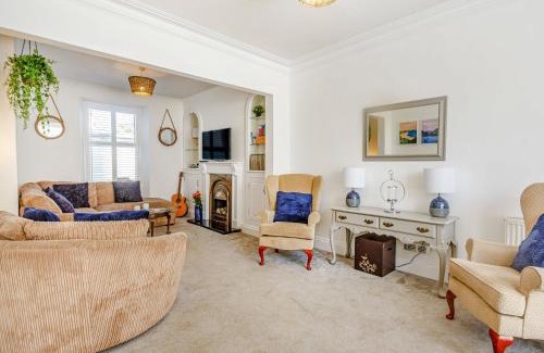 Nefyn House | Bryn Rhosyn