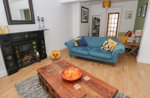 Narberth House | Bryn Siriol