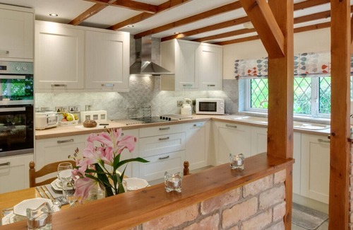 Abergele House | Bryn Tirion - One Bedroom House, Sleeps 2