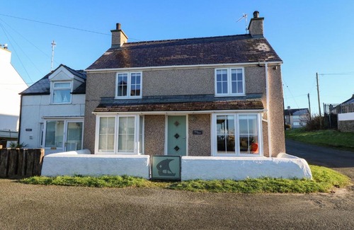 Rhosneigr House | Bryn Tirion - Rhosneigr