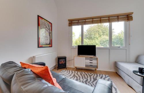 Llangefni House | Bryn Triban