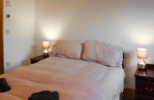Garn Fadryn House | Brynawel
