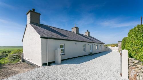 Ty Croes House | Bryntirion Wyn