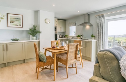 Ty Croes Cottage | Bryntirion Wyn - sleeps 4 guests in 2 bedrooms