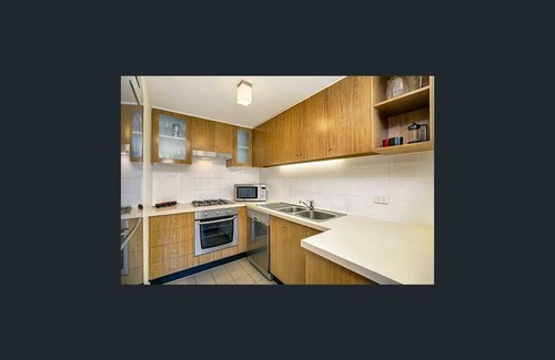 Neutral Bay Apartment | BS901 - Heart of North Sydney, Gym & Sauna Access