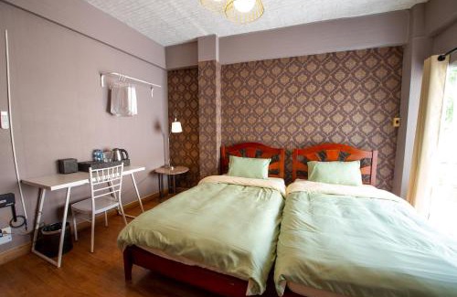 Khlong Toei Hotel | BT Fifty