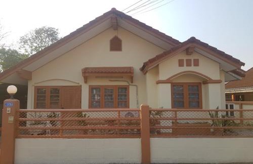 Uttaradit House | Bualuang Country Village - Pet Friendly
