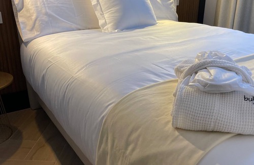 Central District Hotel | Bubaqia House