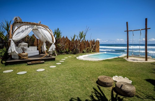 Pecatu RV Rental | Bubble Hotel Bali Nyang Nyang - Glamping (Adults only)
