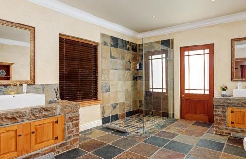 Graaff-Reinet House | Buccara Karoo - Graaff Reinet