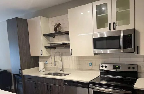 Lindridge-Martin Manor Apartment | Buckhead Apartment w/ Free Parking