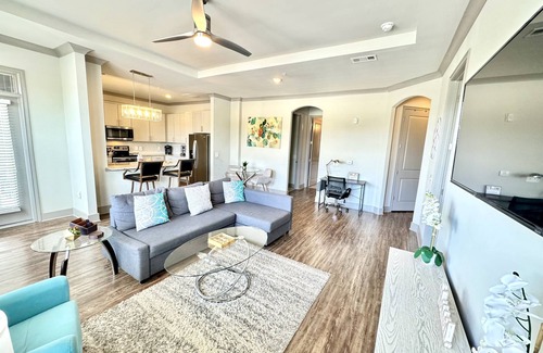 Lindbergh Apartment | Buckhead Oasis - Spacious 2bd, 2ba with Private Balcony