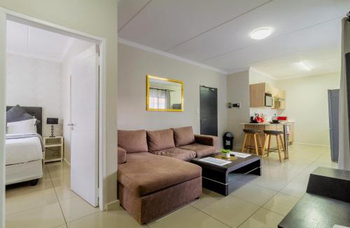 Greater Johannesburg Metropolitan Area Apartment | Buckingham Palace 2 Bed 2 Bath