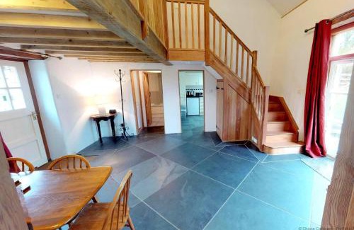 Bideford House | BUCKLAND BREWER COB BARN 2 Bedrooms