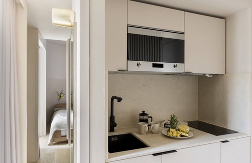 Tower Hill Hotel | Buckle Street Studios by Locke, Aldgate
