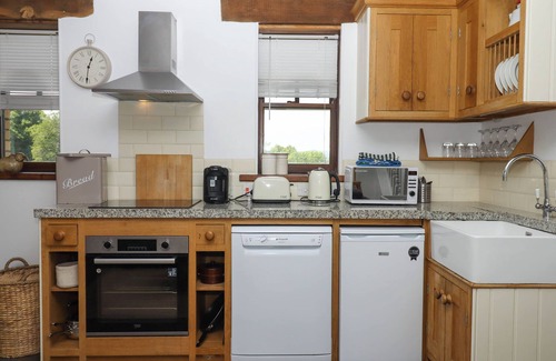 Kingsteignton Cottage | BUCKLEIGH LODGE, character holiday cottage in Kingsteignton